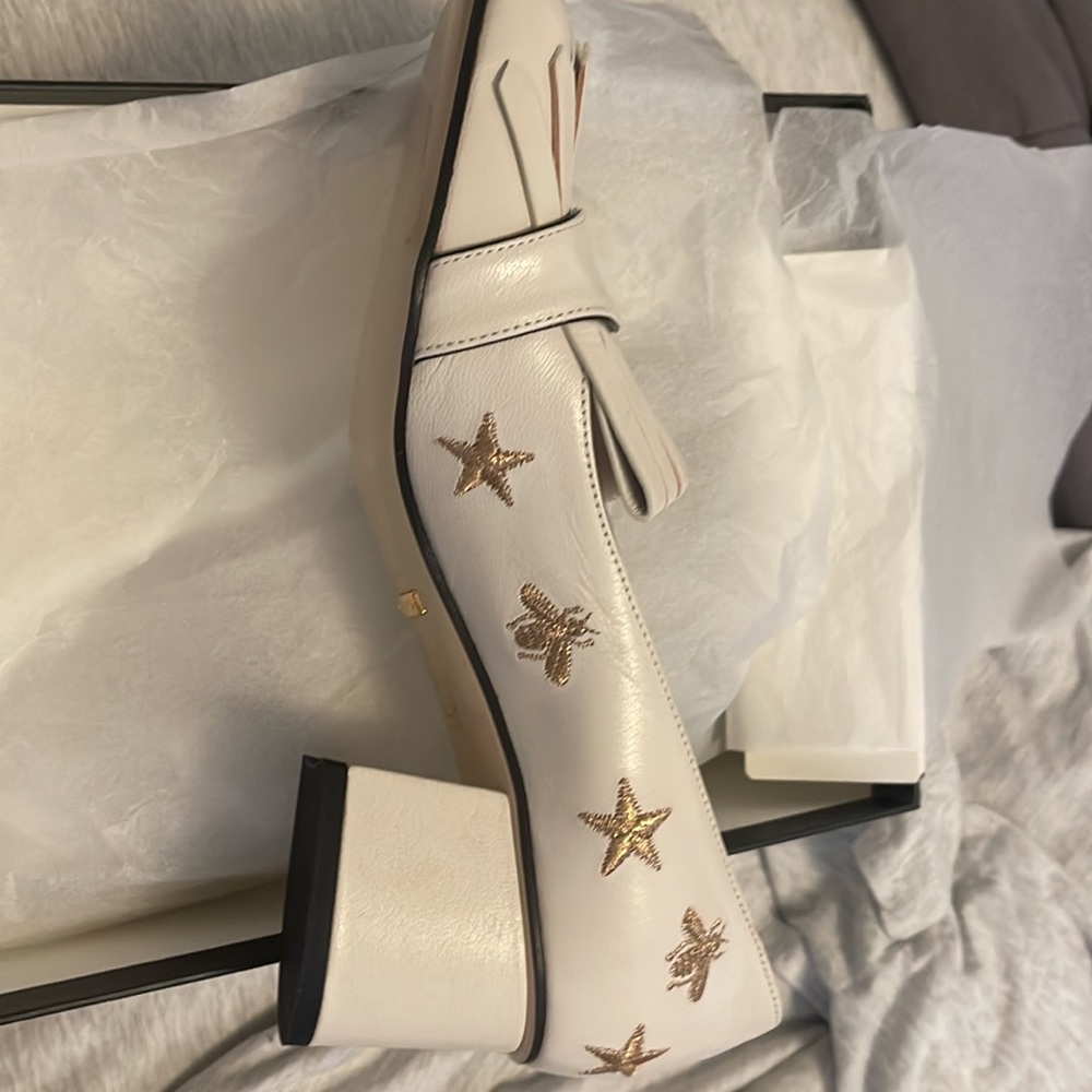 Gucci Shoes - Picture 2 of 6